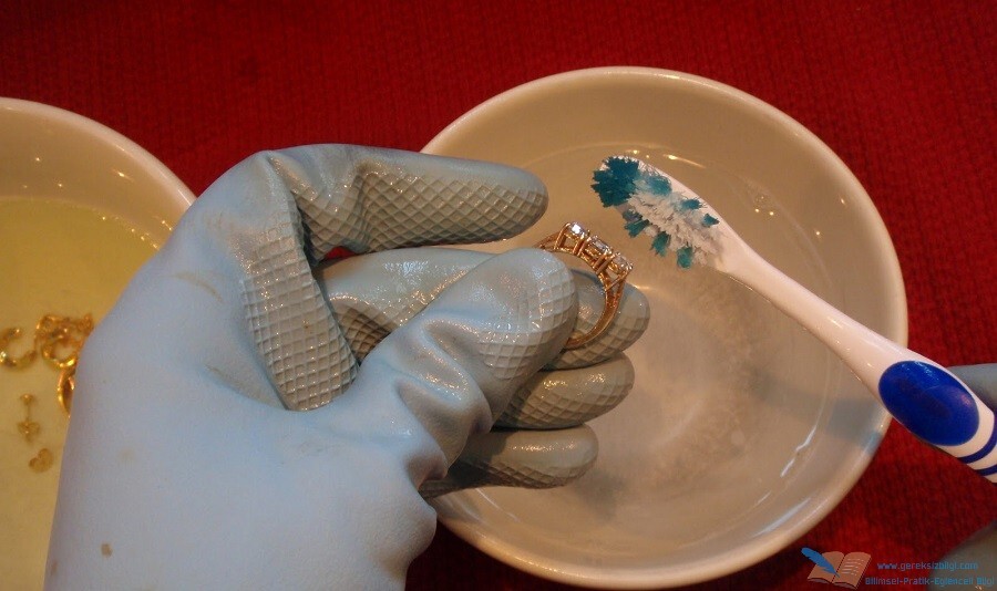 Evde Altın Nasıl Parlatılır